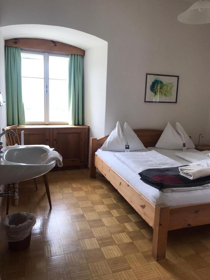 Kloster Wernberg Otel Dış mekan fotoğraf